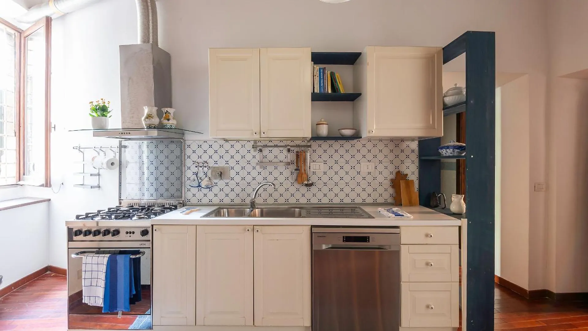 Trastevere Lungaretta Apartment Rome